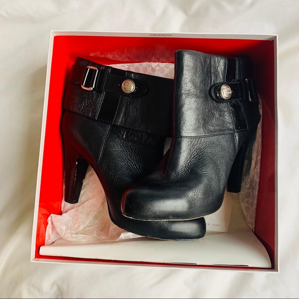 BRAND NEW COACH LEATHER HEELED ANKLE BOOTS